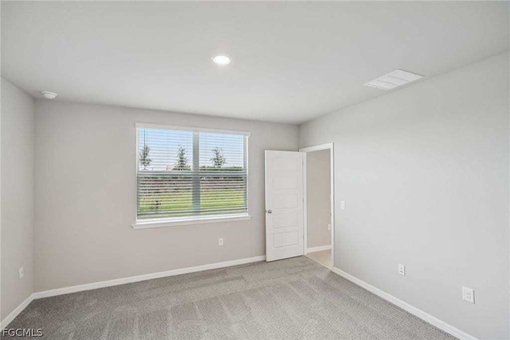 Building Photo - 17549 Woodland Ct