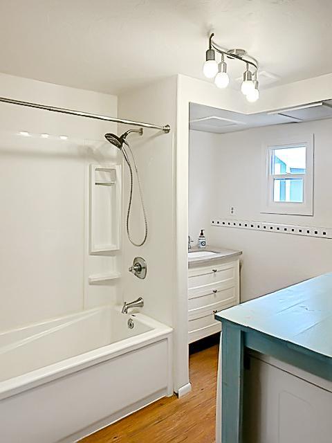 Building Photo - 3250 W.Hollyhock Dr