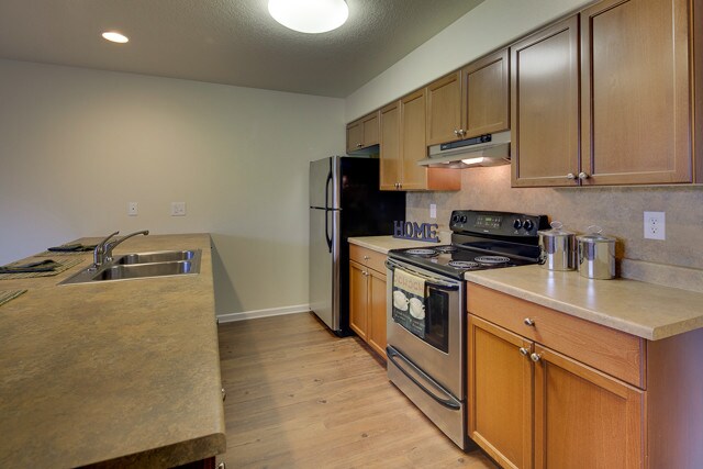 Building Photo - 5979 SE Harmony Rd