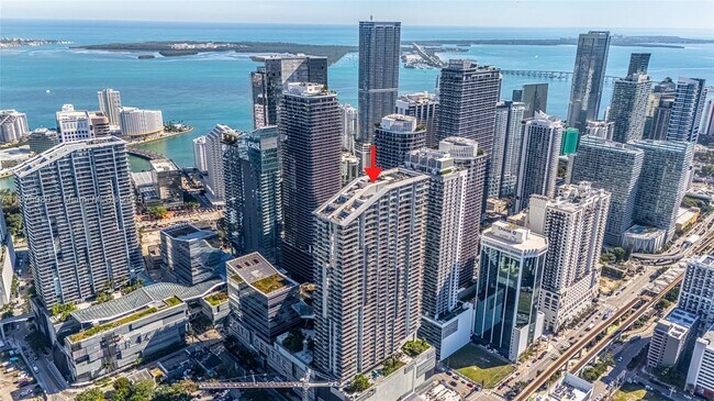 Building Photo - 88 SW 7th St