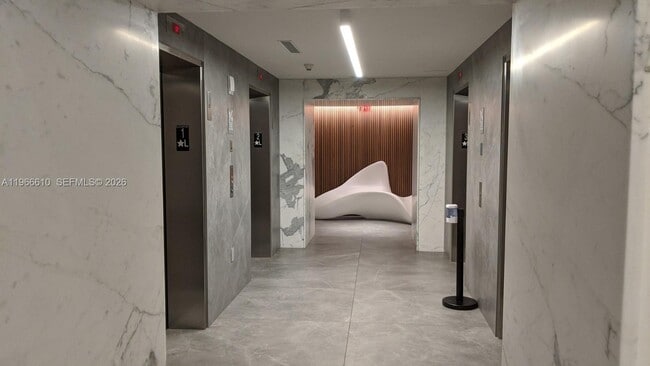 Building Photo - 350 S Miami Ave