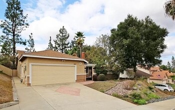 Building Photo - Cute 4 Bedroom House Located in the Heart of Rancho Bernardo!