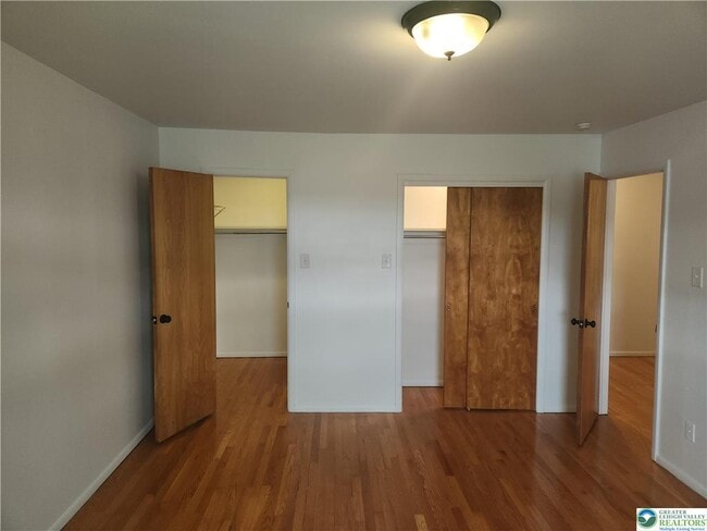 Building Photo - 2827 W 28th St