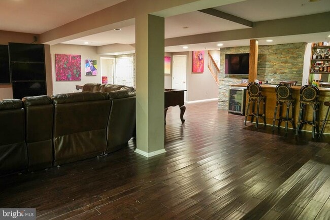 Building Photo - 101 Whistling Wood Ct