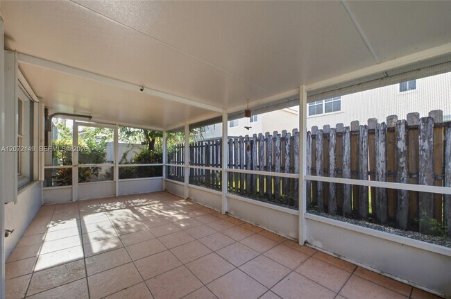 Building Photo - 7336 Granada Way