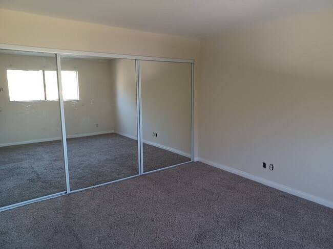 Building Photo - 1920 Peyton Ave