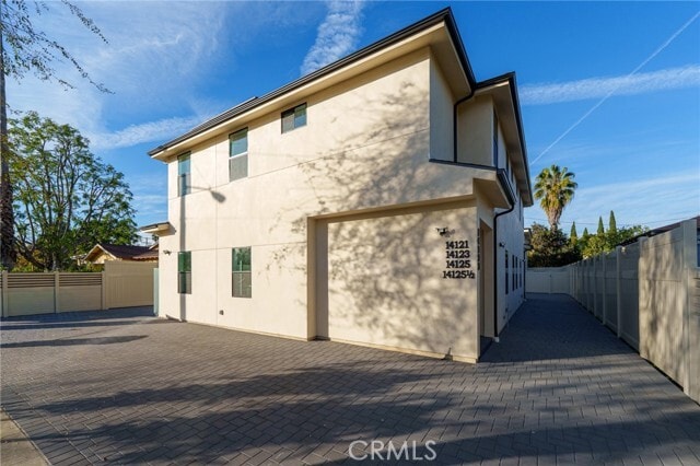 Building Photo - 14125 Emelita St