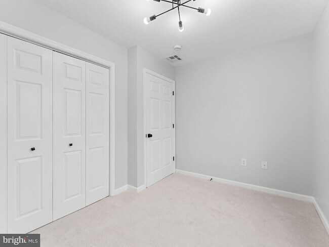 Building Photo - 308 Delsea Dr