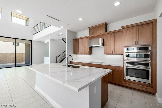 Building Photo - 980 Natural Harmony St