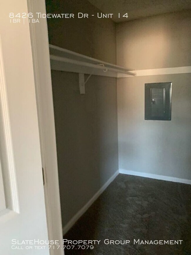 Building Photo - 8426 Tidewater Dr