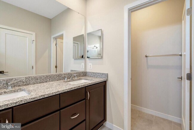 Building Photo - 14317 Beckett Glen Cir