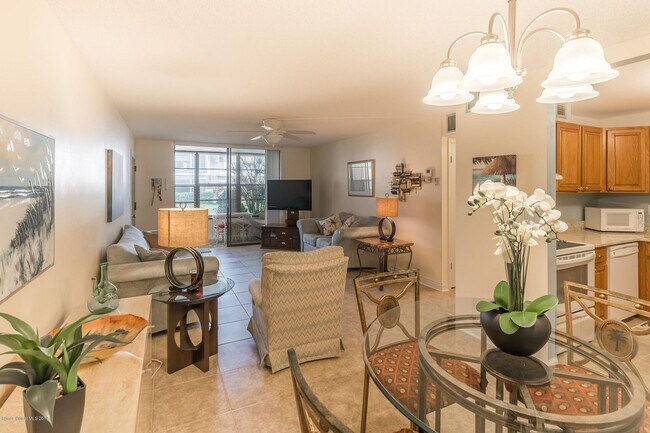 Building Photo - 2700 N Hwy A1A