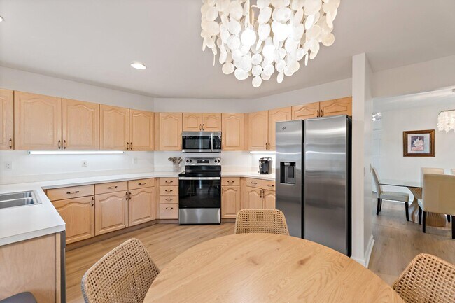 Building Photo - 137 Eagleton Ct