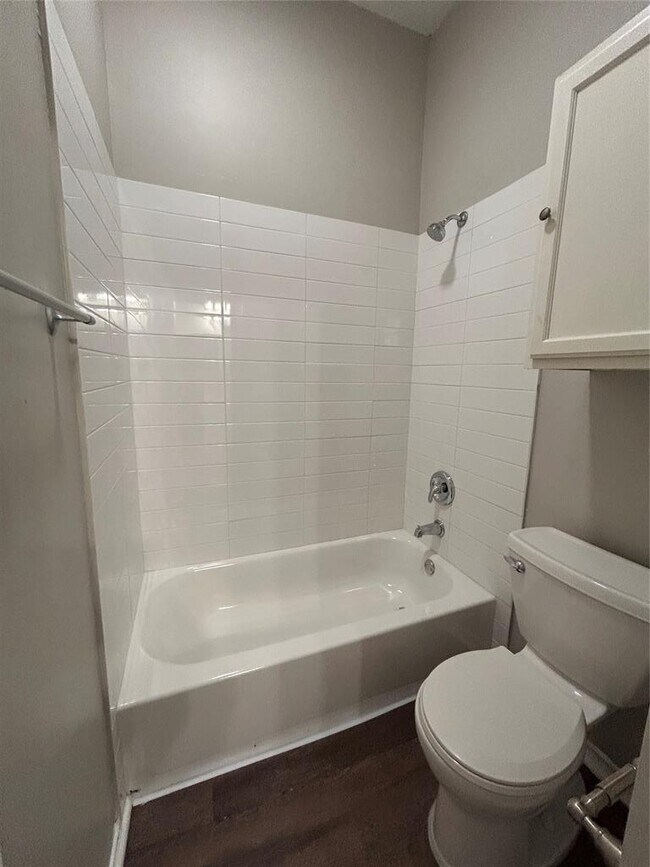 Building Photo - 2814 Nueces St