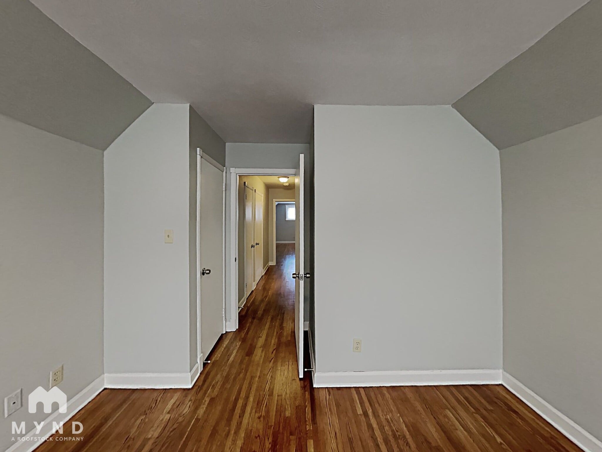 Building Photo - 3056 Darrow St