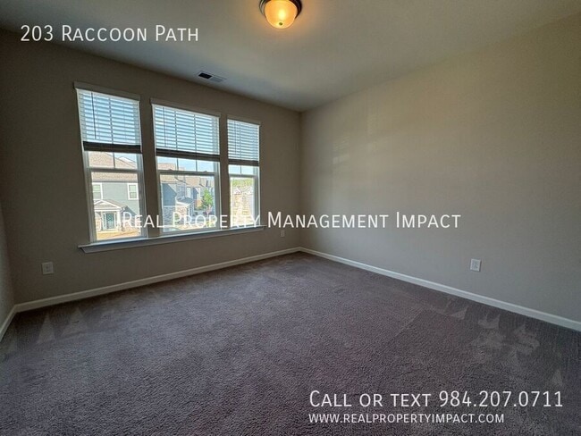 Building Photo - 203 Raccoon Path