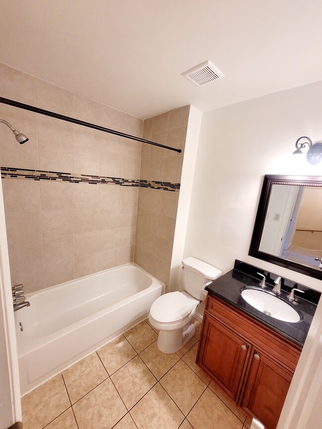 Building Photo - 7415 Fountain Head Dr