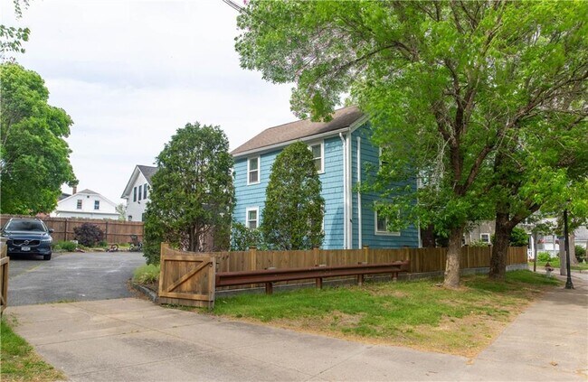 Building Photo - 85 Water St