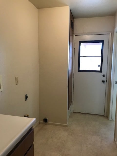 Building Photo - LOVELY 4 BEDROOM HOME IN APPLE VALLEY
