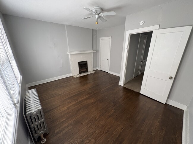 Building Photo - 2032 Wightman St