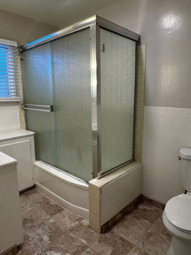 Building Photo - 1115 Ocean Ave