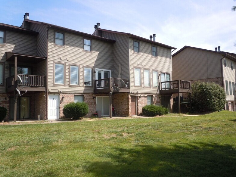 Primary Photo - 133 Sandridge Dr