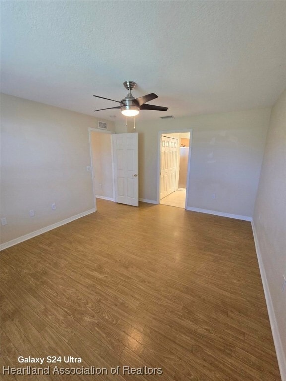 Building Photo - 1401 Valencia Ave