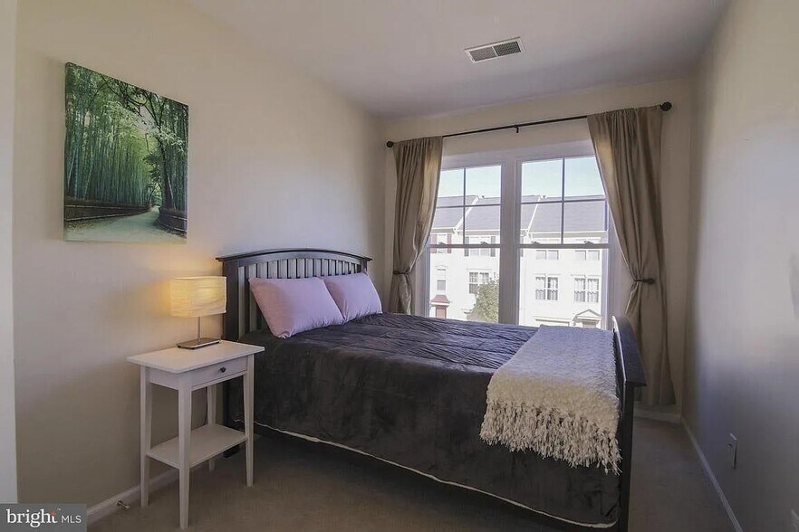 Building Photo - 3512 Moon Way