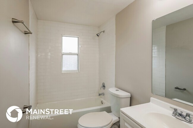 Building Photo - 495 Sigsbee Rd