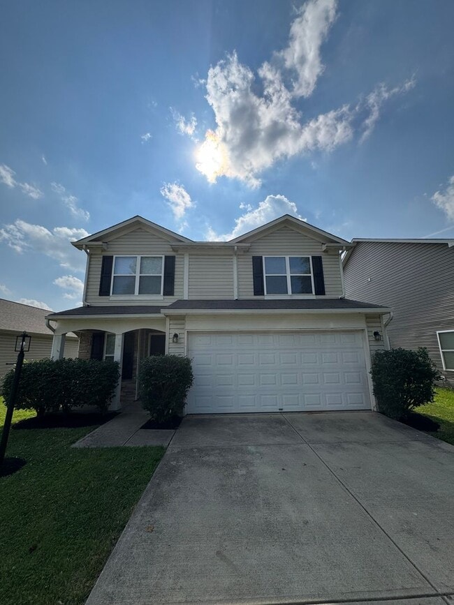 Building Photo - Noblesville 3  - R home