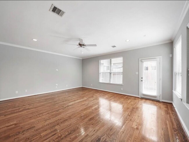 Building Photo - 1108 Beall Landing Ct