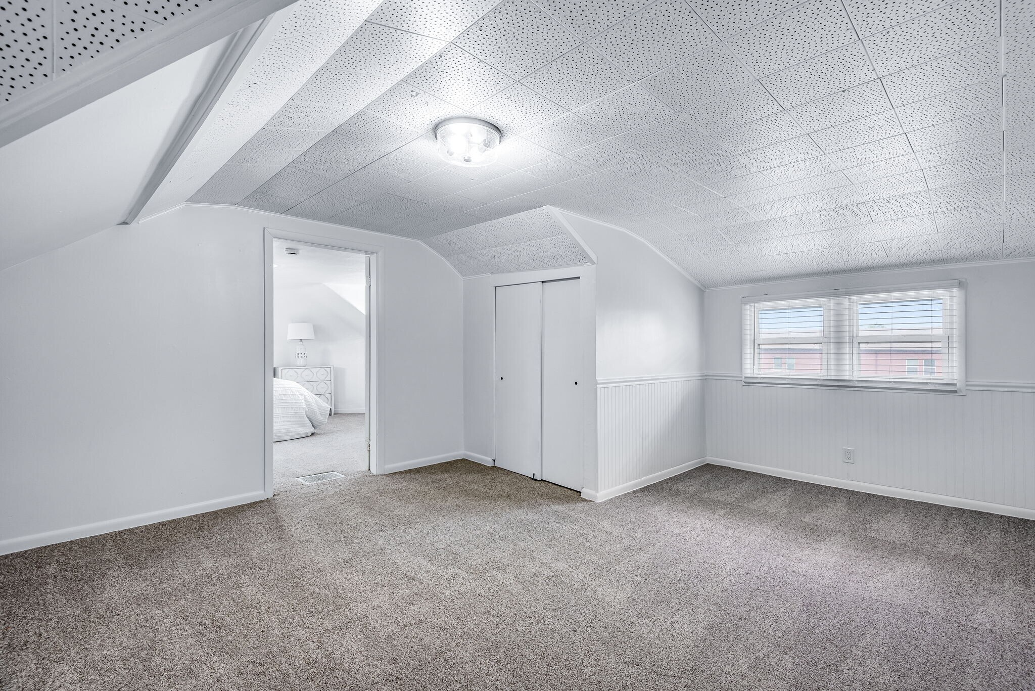 Building Photo - 1478 S University Blvd