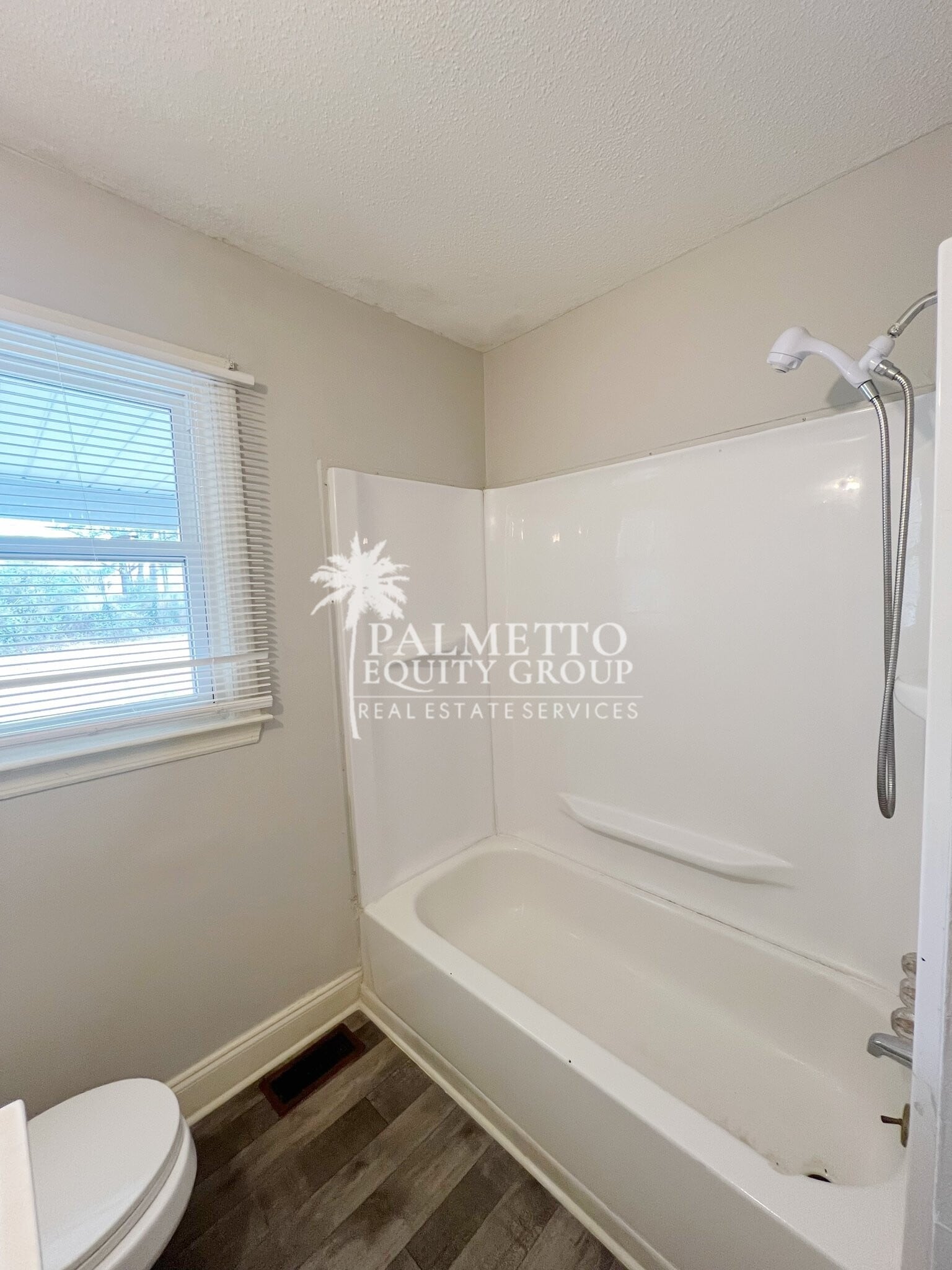 Building Photo - 1583 Lovett St