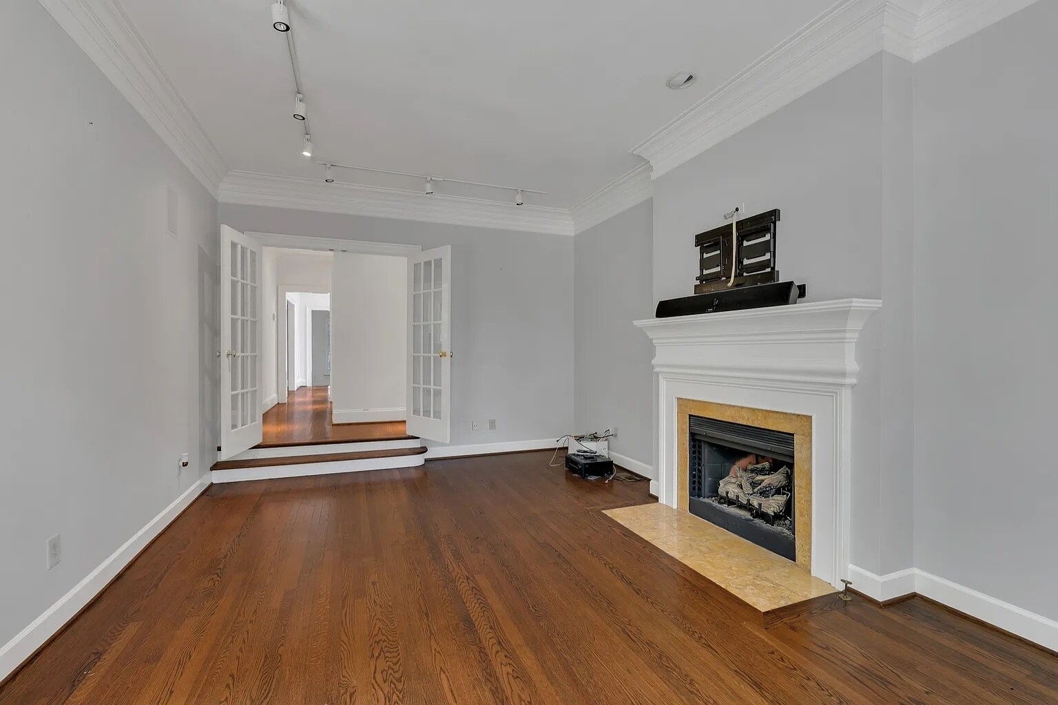 Building Photo - 3600 Bowlingate Ln