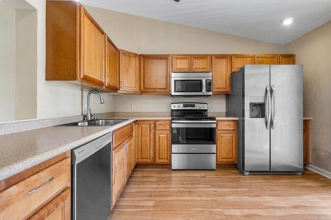 Building Photo - 13135 Chadwick Ct