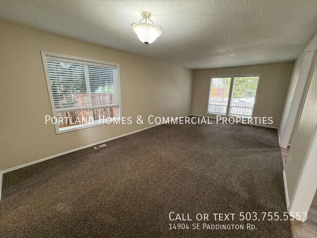 Building Photo - 14904 SE Paddington Rd