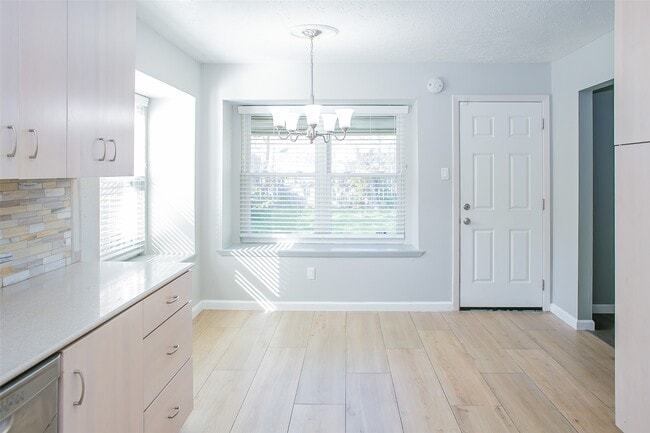 Building Photo - 16330 Cypress Point Dr