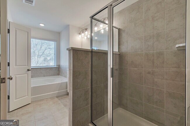 Building Photo - 108 Cannondale Dr