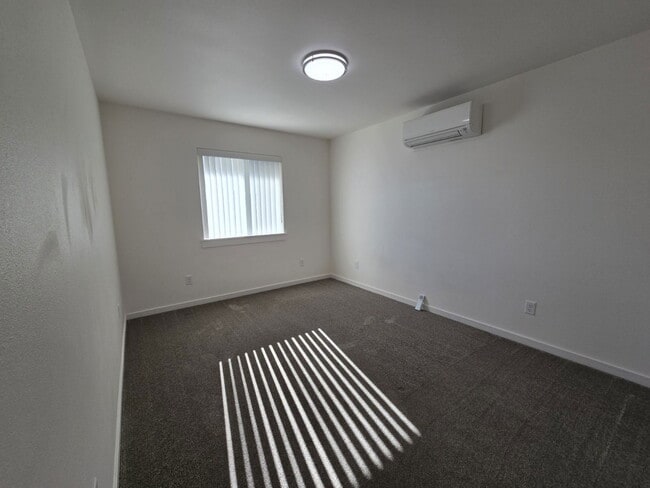 Building Photo - 3572 Carnes Rd