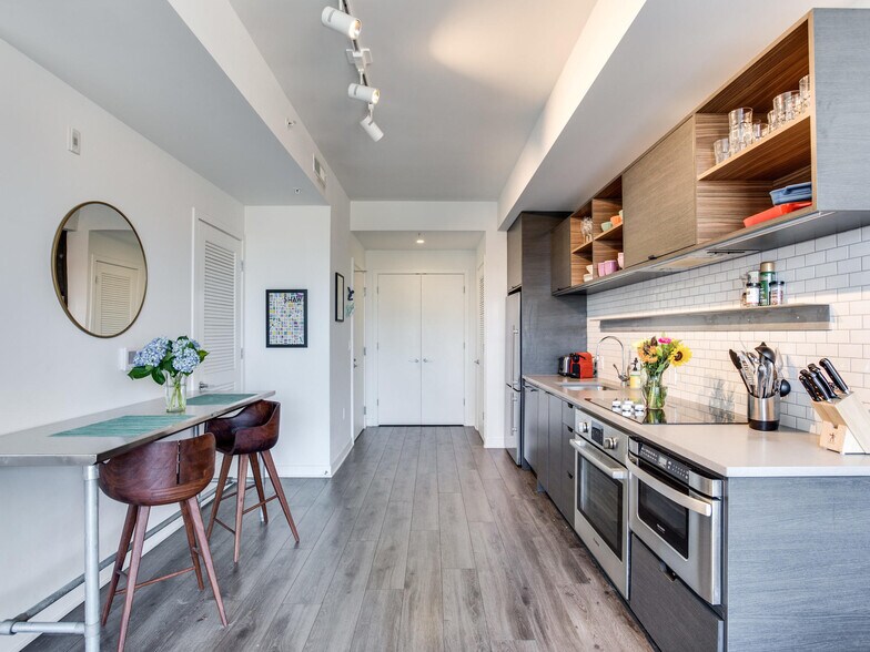 Building Photo - 2030 8th St NW