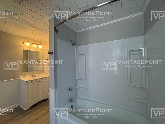 Building Photo - 1711 12th St