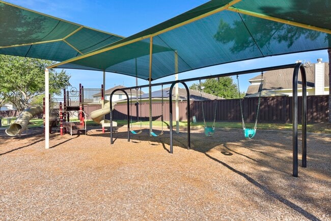 Building Photo - 2806 Shadow Canyon Ln