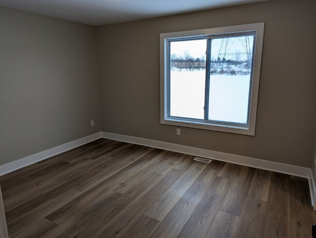 Building Photo - Recently Built 4 Bedroom, 2.5 Bath Duplex in Grandville