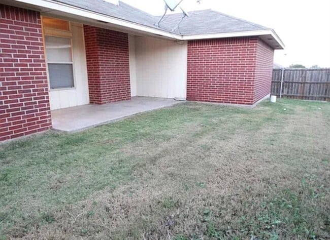 Building Photo - 8812 NW 85th Pl
