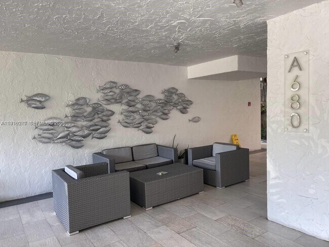 Building Photo - 680 NE 64th St