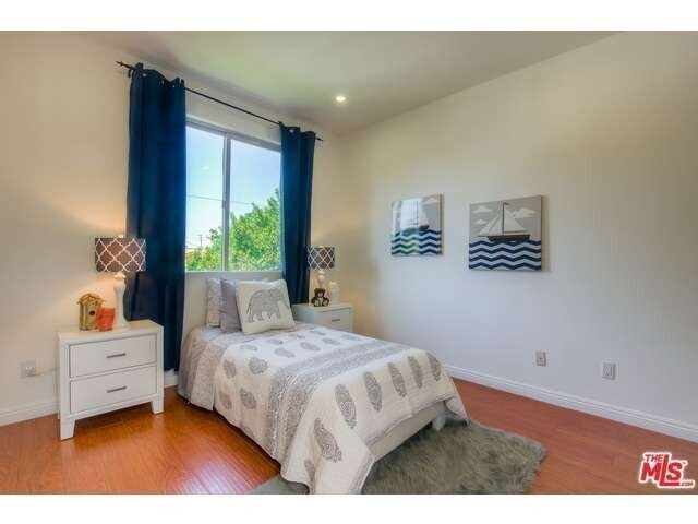 Primary Photo - Beautifully Updated Condo in NoHO