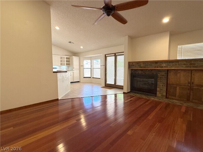 Building Photo - 3128 Donnegal Bay Dr