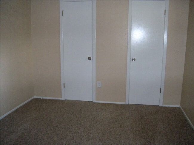 Building Photo - 12622 Amado Dr