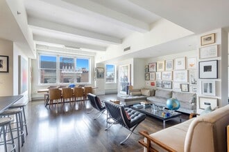 Building Photo - 161 Grand St