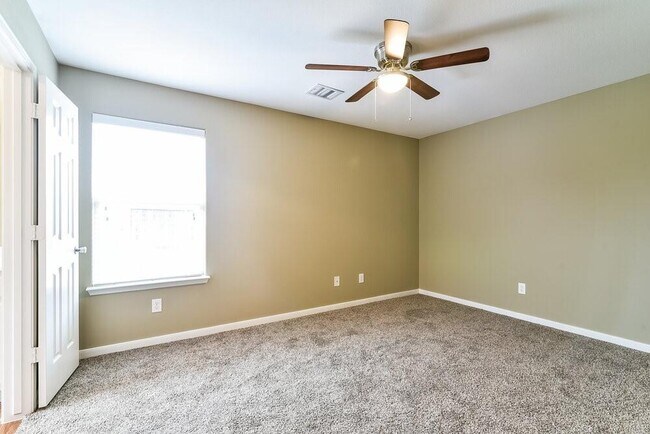 Building Photo - 28918 W Pecos River Ct